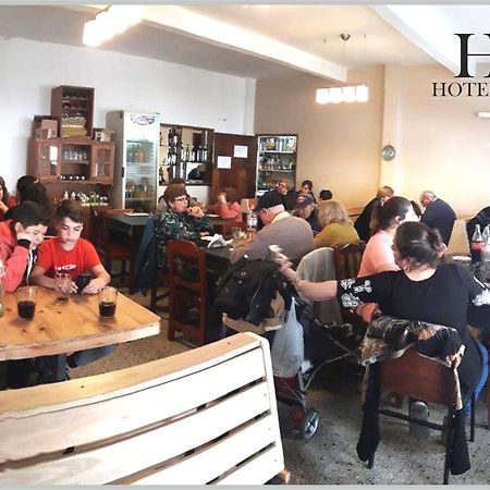 Hotel Daives Термас-де-Рио-Ондо Экстерьер фото