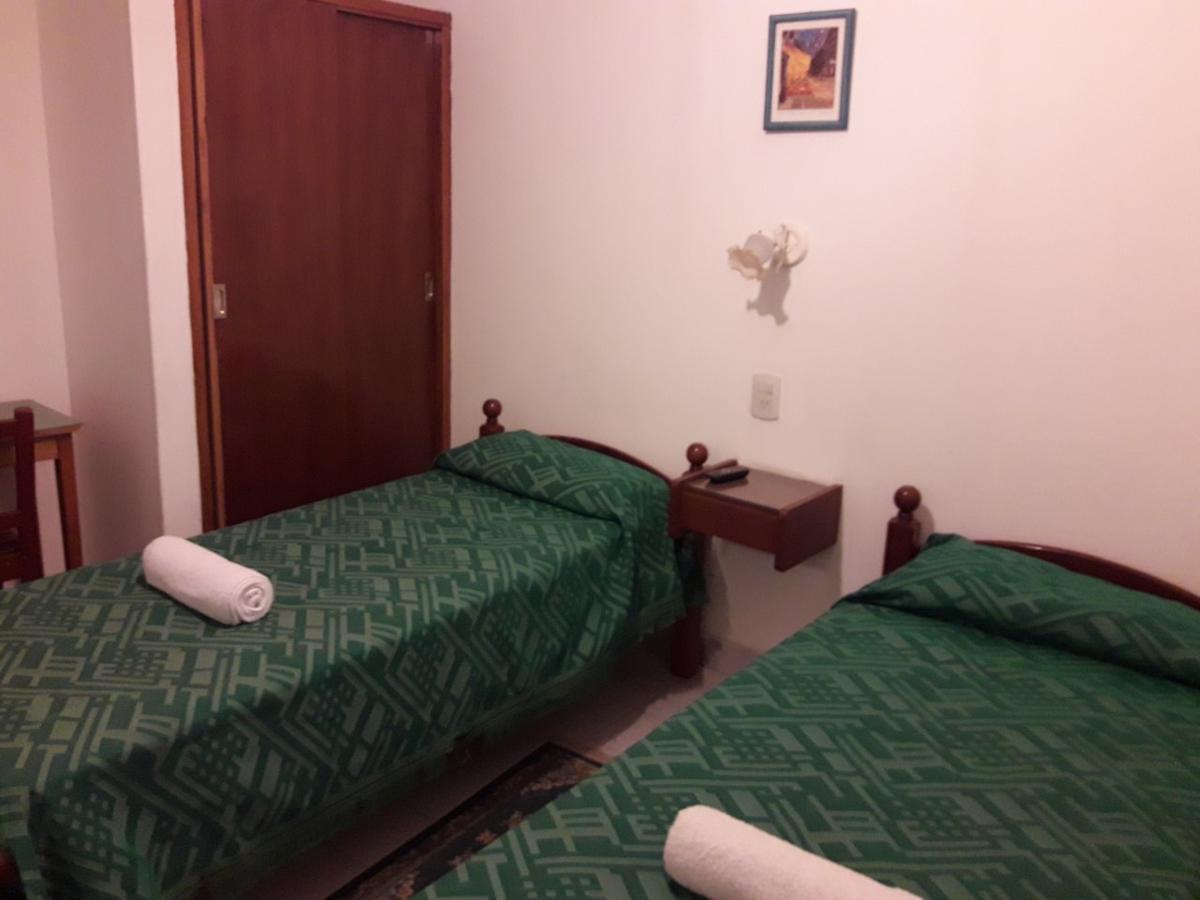 Hotel Daives Термас-де-Рио-Ондо Экстерьер фото